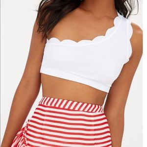 NWOT Prettylittlething White One Shoulder Crop Top